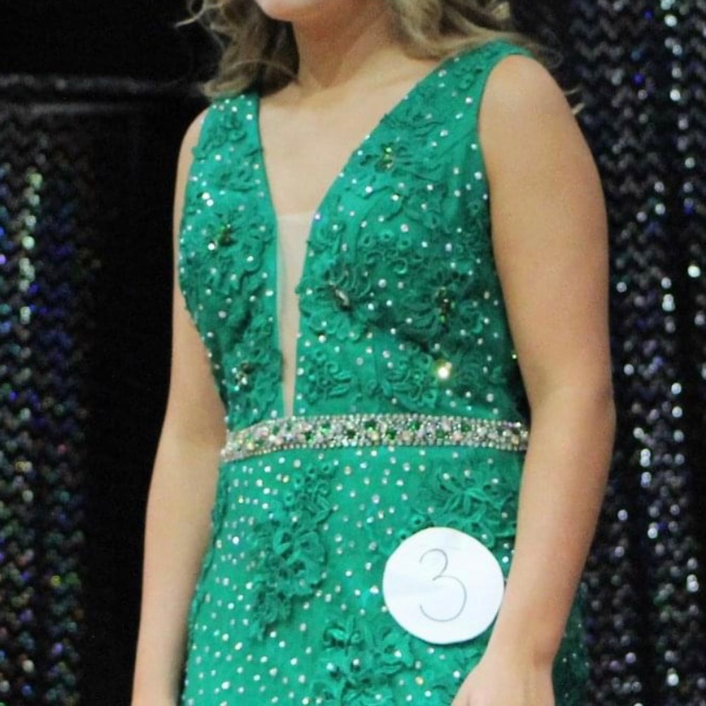 Prom\pageant dress